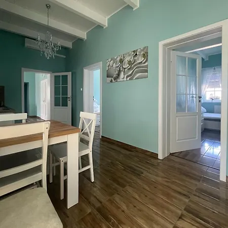 Napsugaras Birtok Apartman Röszke