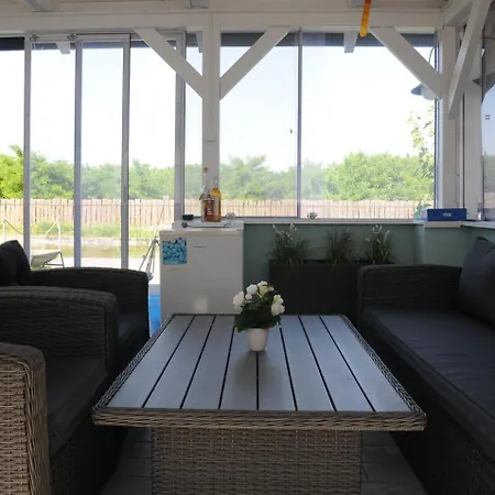 Apartman Napsugaras Birtok *